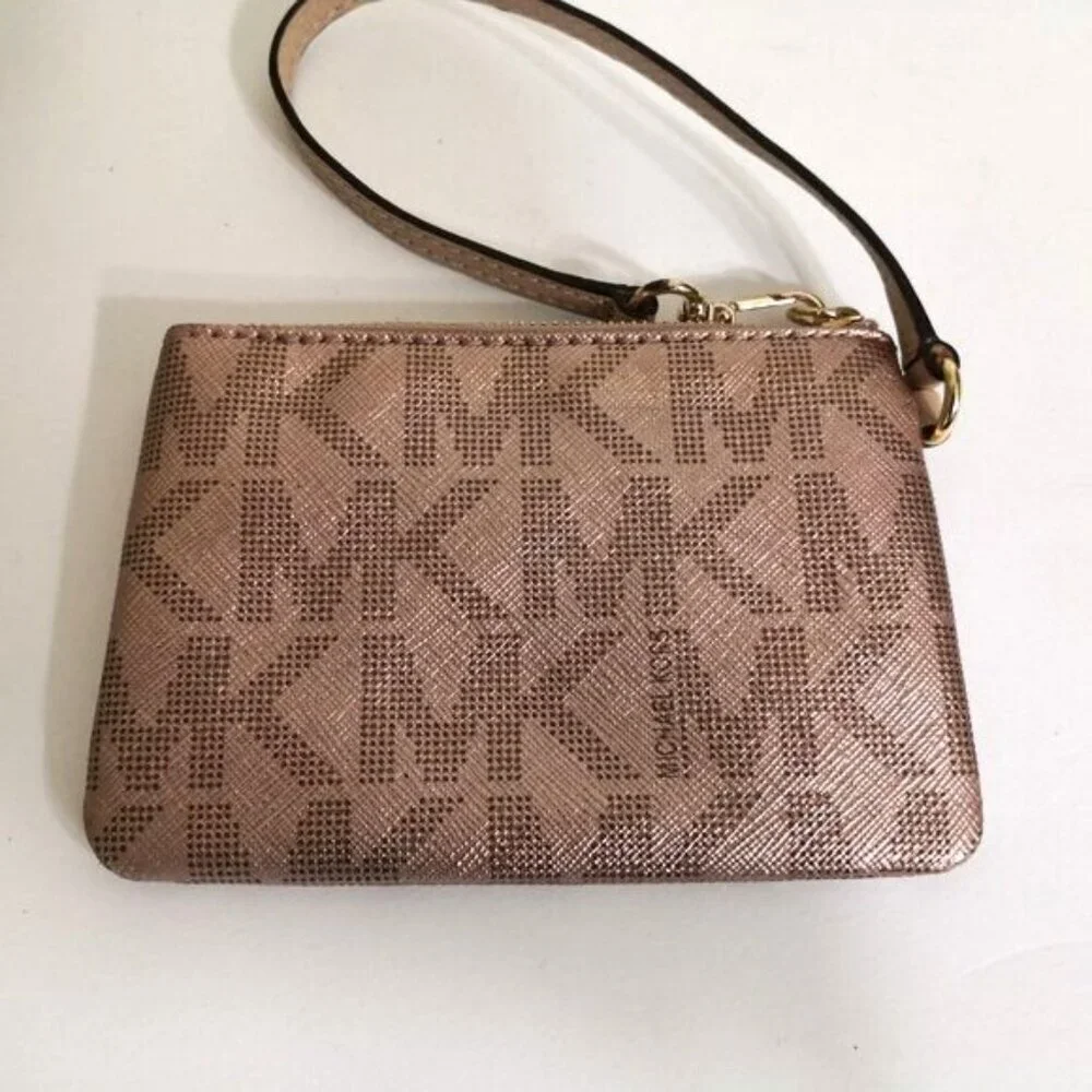 NWOT Michael Kors Monogram Jet‎ Set Wristlet Rose Gold Color 5.75